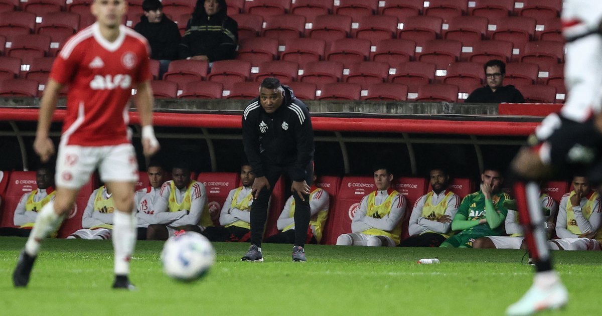 Vice de futebol do Inter garante permanência de Roger Machado mesmo em caso de queda na Copa do Brasil - Imagem do artigo